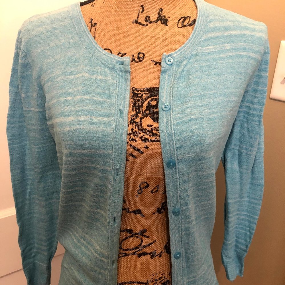 Blue quarter sleeve cardigan